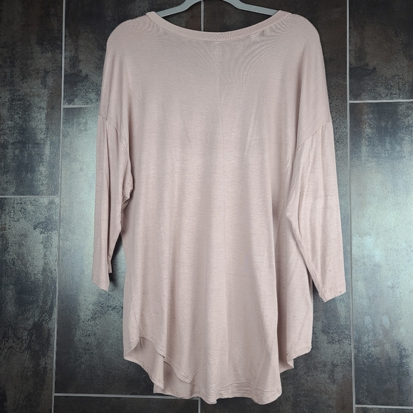 PerSeption Pink Blush Embelished Top 1X - Picture 2 of 3